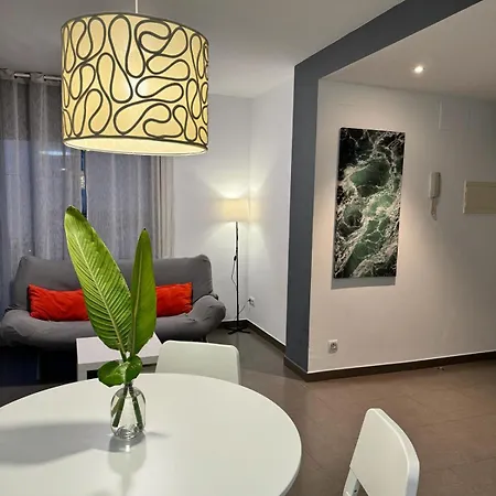 Romelia Bajo A Apartment